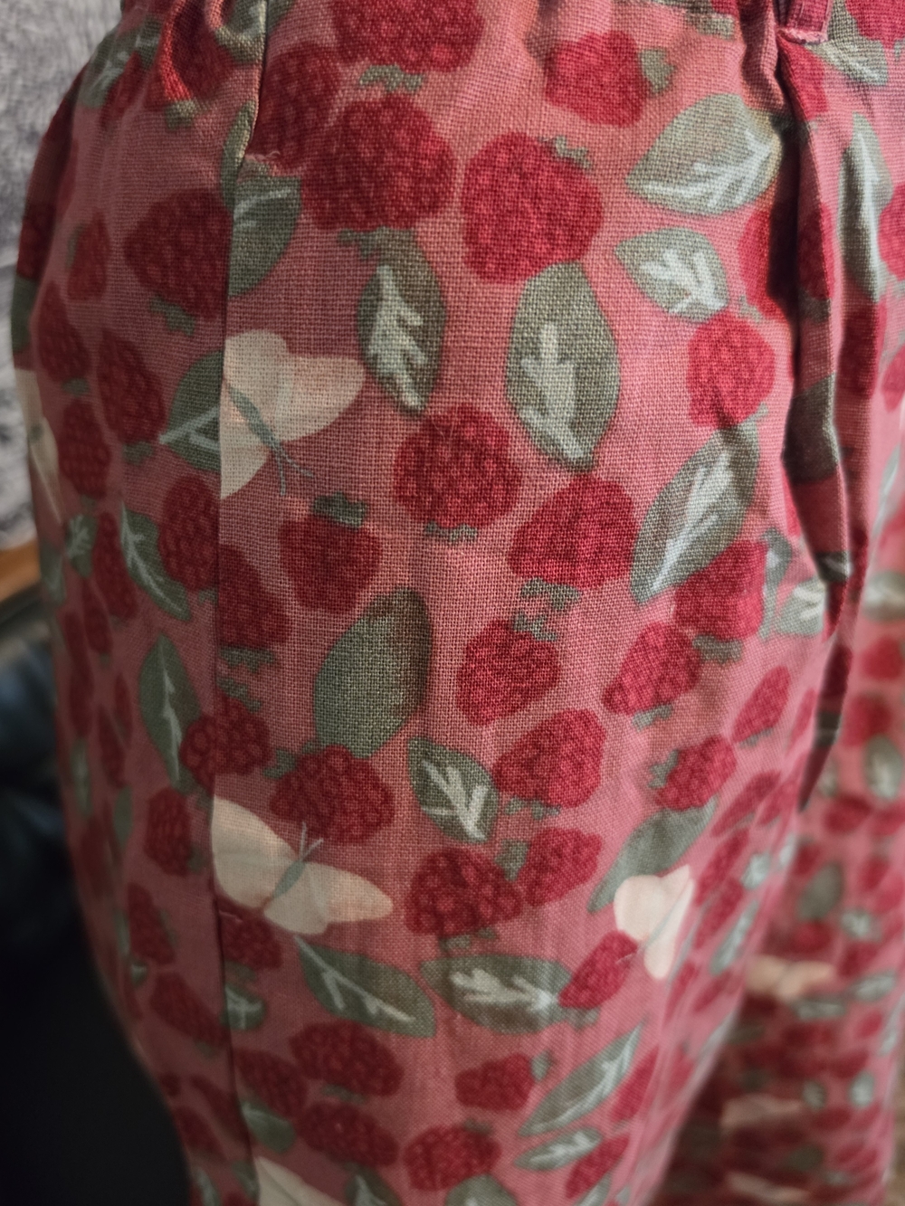 Princess Highway Raspberry High-Waisted Culottes - Picture 2 of 5